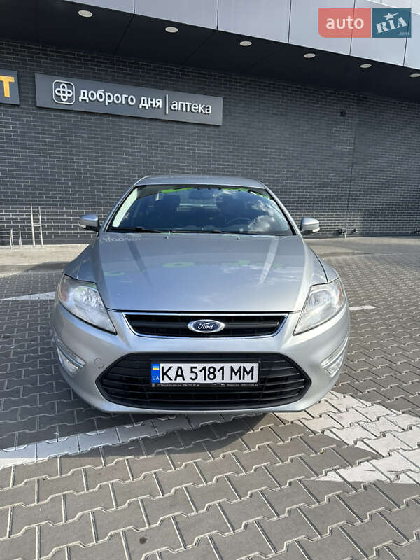 Седан Ford Mondeo 2012 в Киеве
