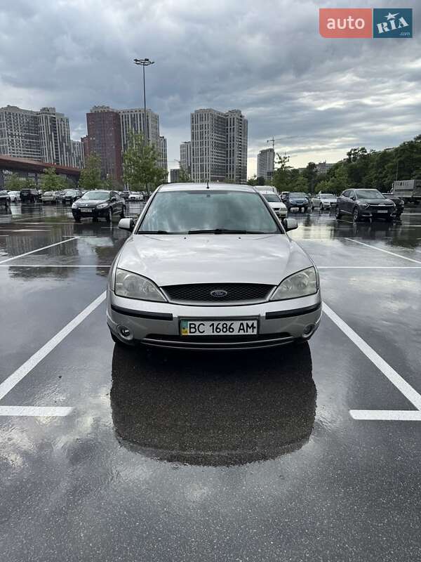 Седан Ford Mondeo 2003 в Киеве