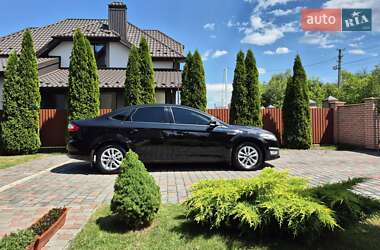Седан Ford Mondeo 2012 в Ивано-Франковске