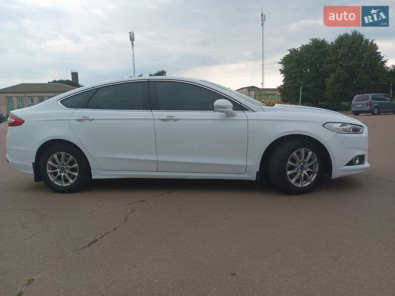 Седан Ford Mondeo 2014 в Житомире