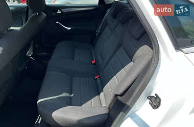 Седан Ford Mondeo 2011 в 