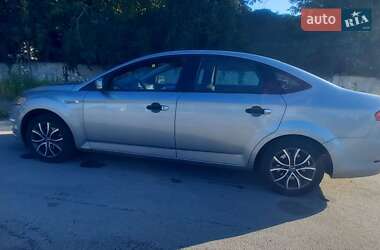 Ford Mondeo 2013 Ford Mondeo 2013