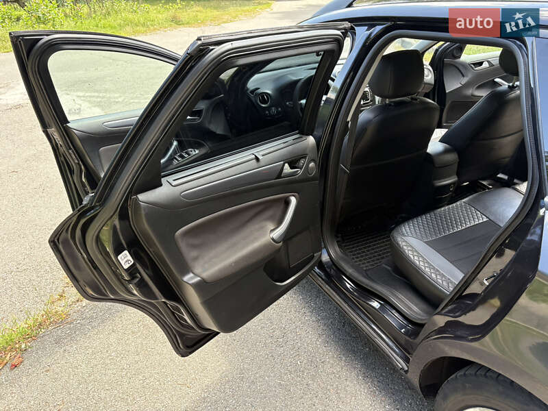 Универсал Ford Mondeo 2010 в Киеве
