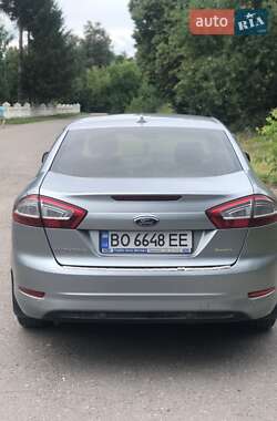 Седан Ford Mondeo 2012 в 