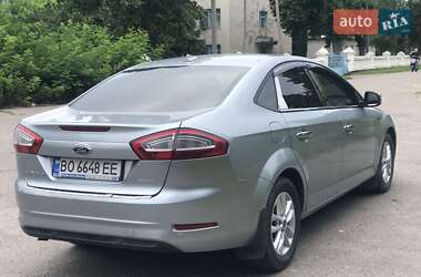 Седан Ford Mondeo 2012 в 