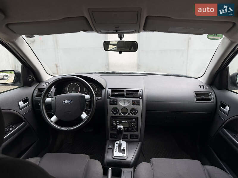 Седан Ford Mondeo 2002 в Чернигове