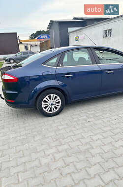 Лифтбек Ford Mondeo 2008 в 