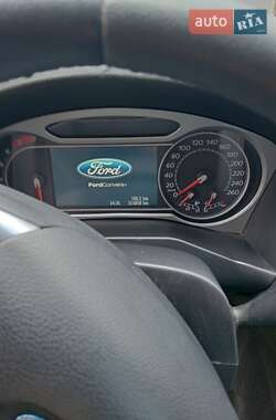 Лифтбек Ford Mondeo 2007 в 