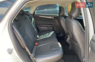Седан Ford Mondeo 2017 в 