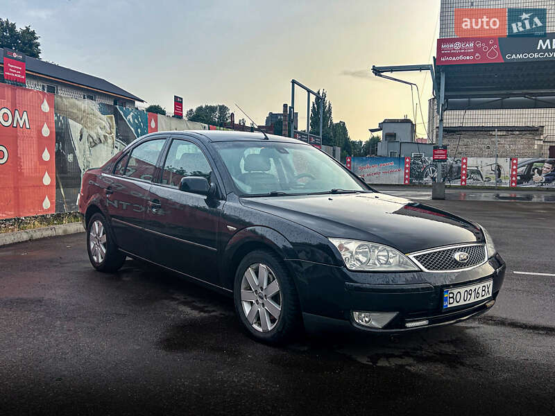 Седан Ford Mondeo 2003 в Киеве
