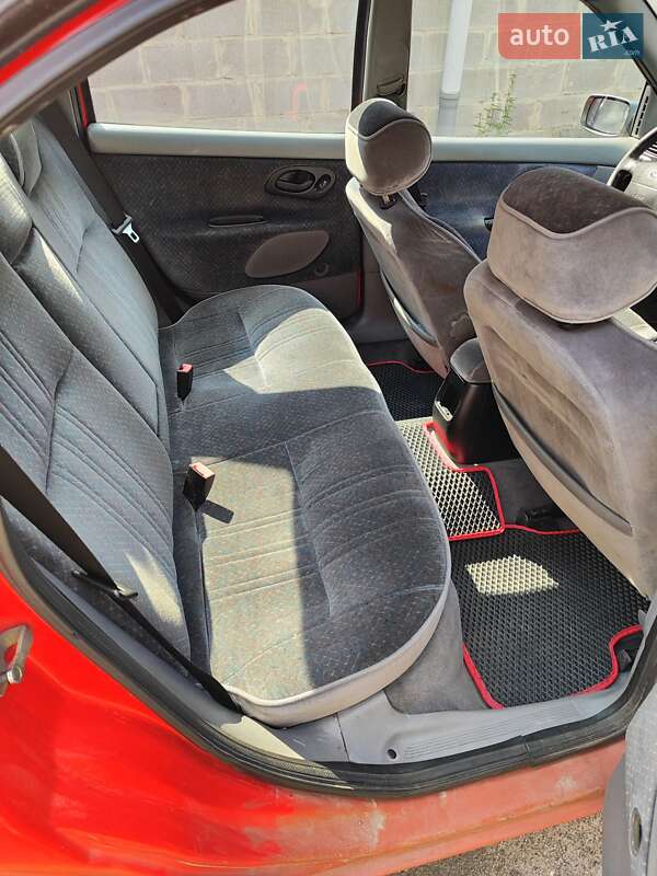 Седан Ford Mondeo 1994 в Києві