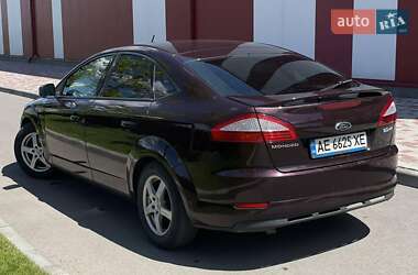 Ліфтбек Ford Mondeo 2010 в 
