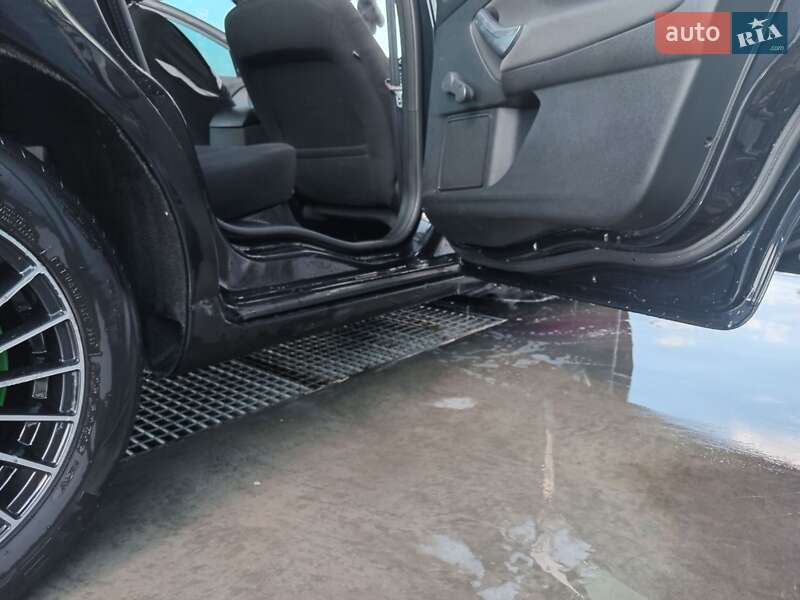 Седан Ford Mondeo 2010 в Миколаєві