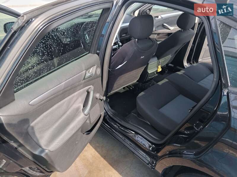 Седан Ford Mondeo 2010 в Миколаєві