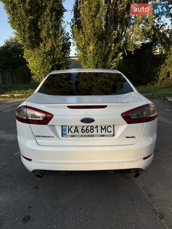 Седан Ford Mondeo 2011 в Харькове