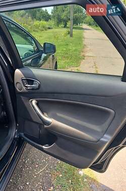 Универсал Ford Mondeo 2010 в 