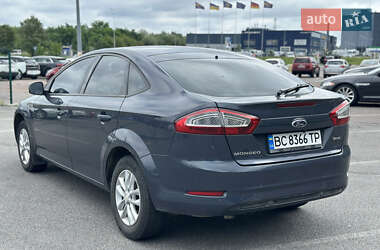 Лифтбек Ford Mondeo 2012 в 