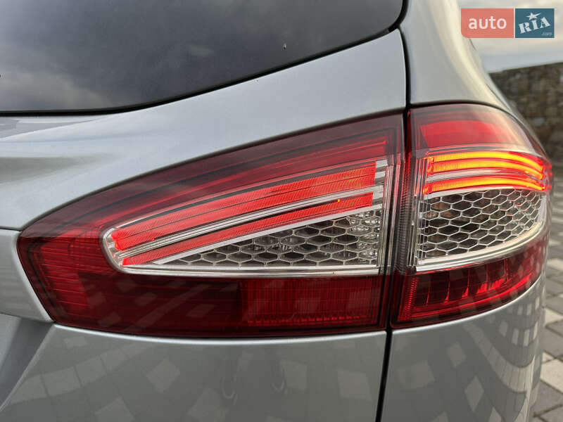 Універсал Ford Mondeo 2014 в Стрию