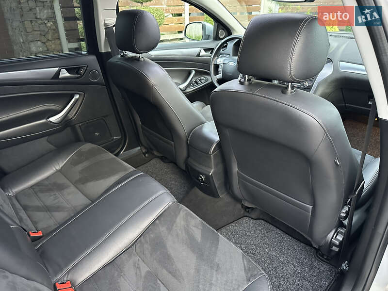 Універсал Ford Mondeo 2014 в Стрию