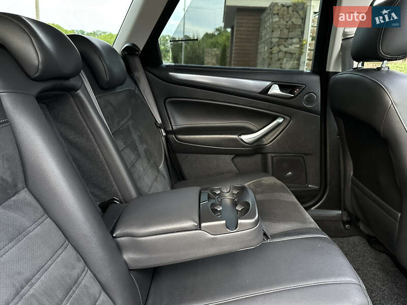 Універсал Ford Mondeo 2014 в Стрию