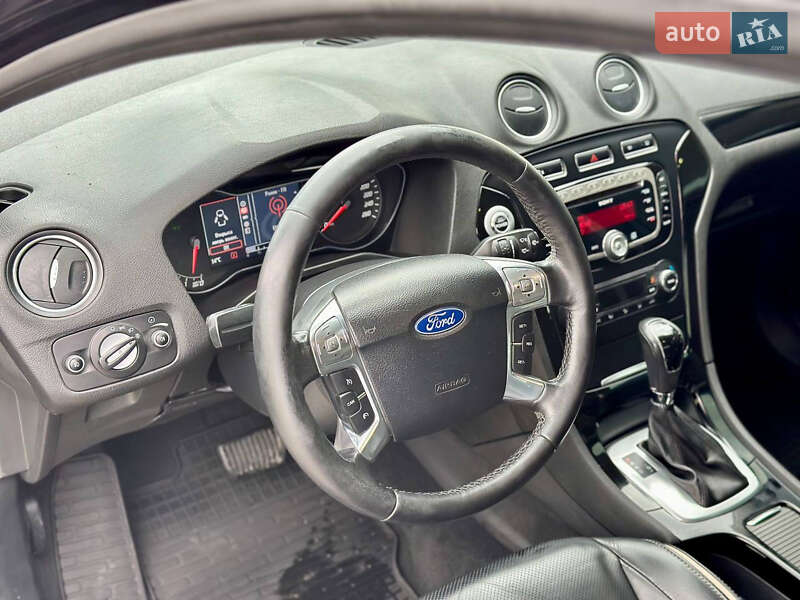 Седан Ford Mondeo 2012 в Днепре