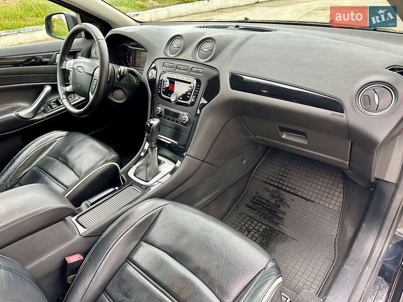 Седан Ford Mondeo 2012 в Днепре