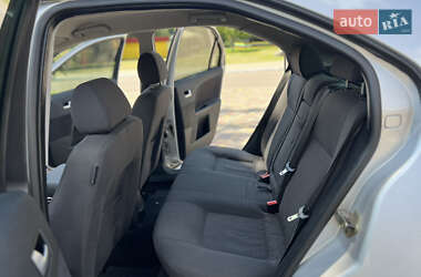 Лифтбек Ford Mondeo 2000 в 
