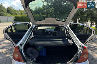 Лифтбек Ford Mondeo 2000 в 