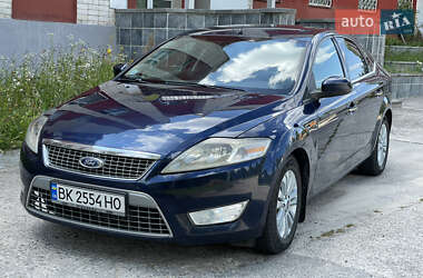 Лифтбек Ford Mondeo 2008 в Шепетовке
