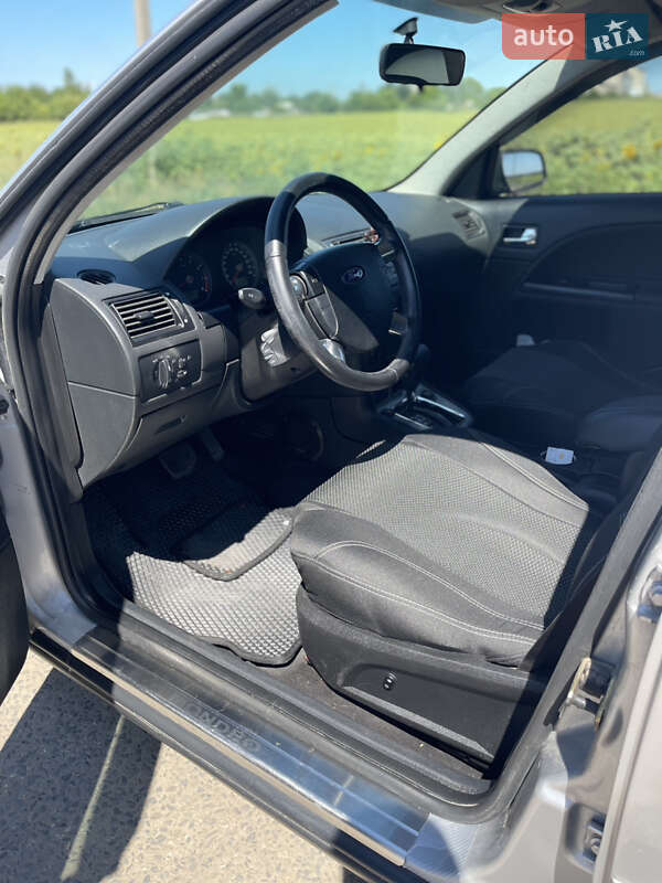 Седан Ford Mondeo 2005 в Змиеве