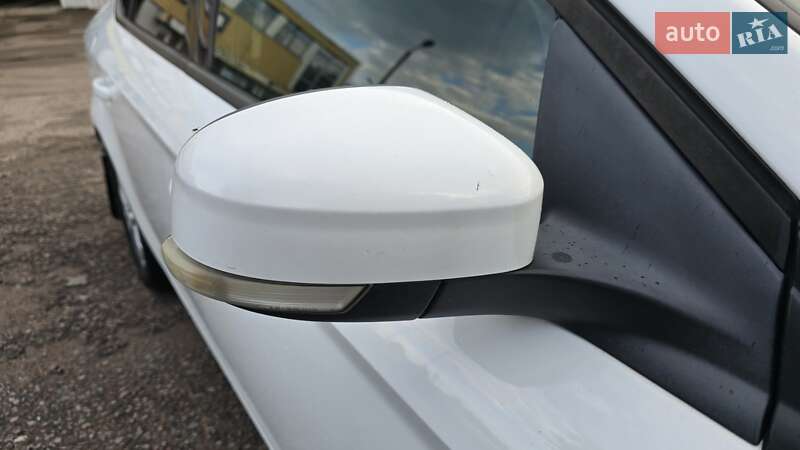 Седан Ford Mondeo 2012 в Чернигове