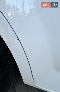 Седан Ford Mondeo 2012 в 