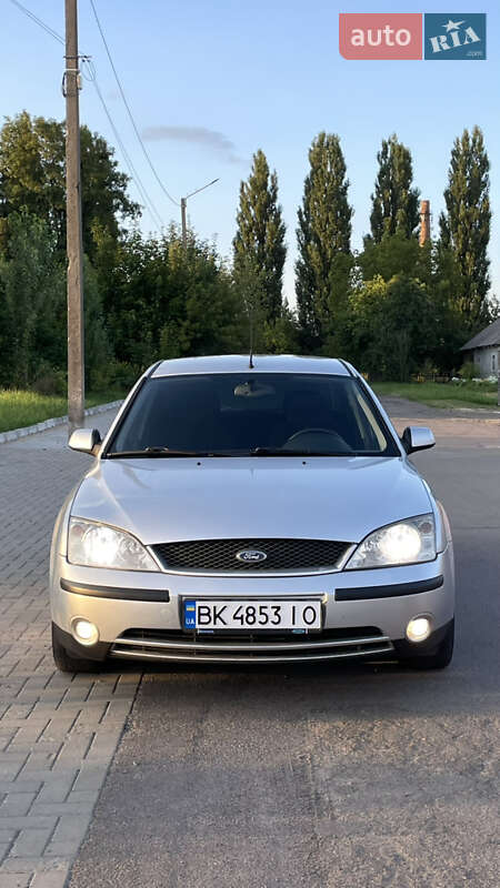 Ford Mondeo 2002