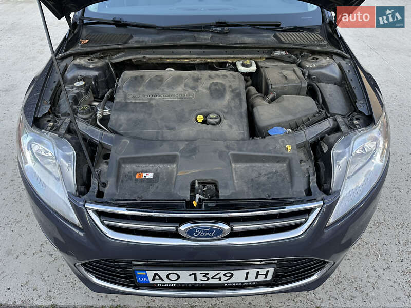 Лифтбек Ford Mondeo 2013 в Киеве