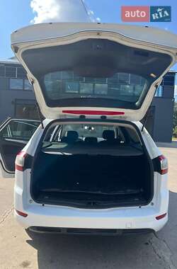 Универсал Ford Mondeo 2011 в 