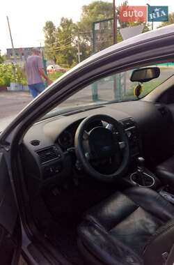 Седан Ford Mondeo 2002 в 