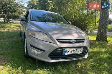 Седан Ford Mondeo 2010 в 