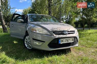 Седан Ford Mondeo 2010 в Киеве