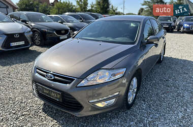 Седан Ford Mondeo 2012 в 