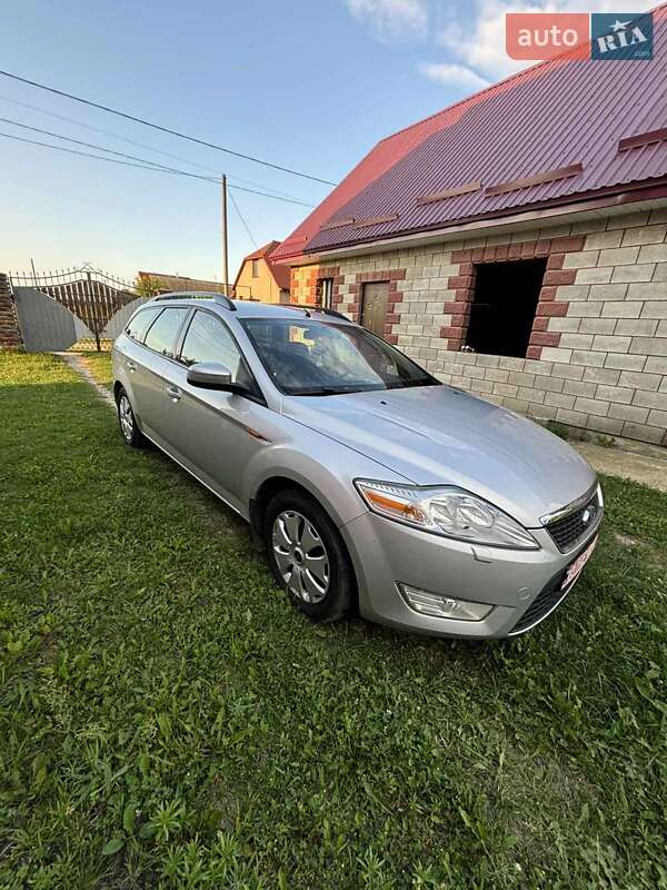 Универсал Ford Mondeo 2010 в Ровно