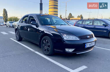 Ліфтбек Ford Mondeo 2004 в Києві