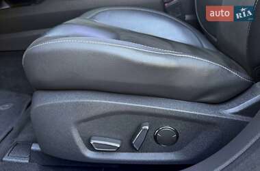 Лифтбек Ford Mondeo 2016 в 