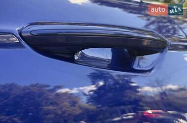Лифтбек Ford Mondeo 2016 в 