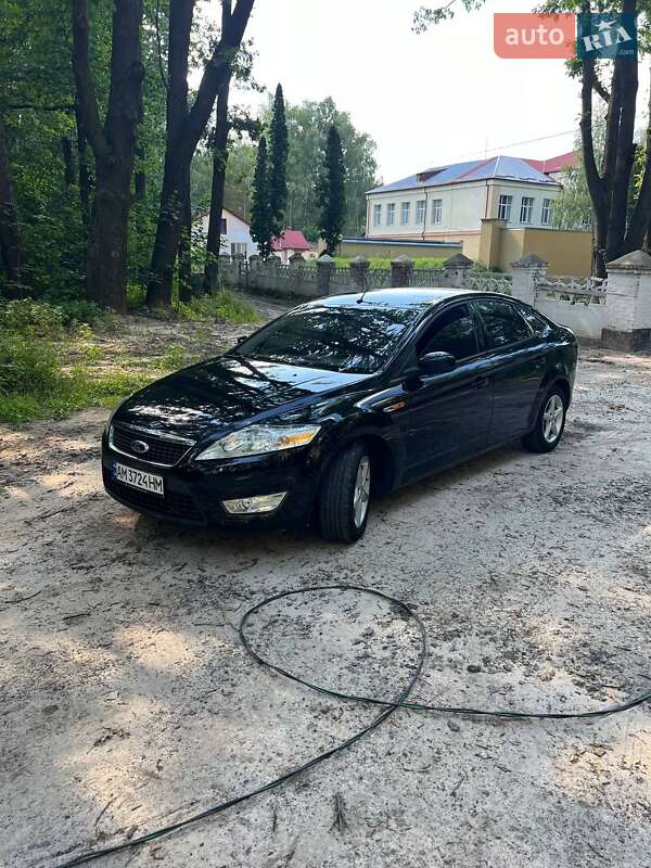 Лифтбек Ford Mondeo 2008 в Житомире
