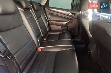 Седан Ford Mondeo 2011 в Стрые