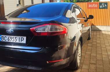 Седан Ford Mondeo 2011 в Стрые
