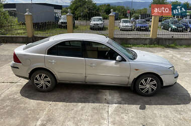 Седан Ford Mondeo 2002 в 