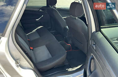 Універсал Ford Mondeo 2013 в  фото 8 Універсал Ford Mondeo 2013 в