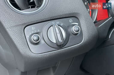 Седан Ford Mondeo 2012 в 