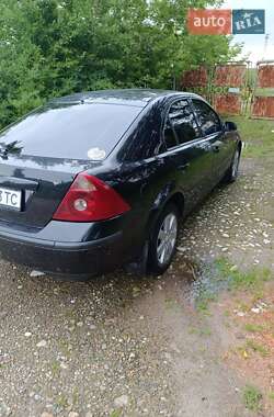 Седан Ford Mondeo 2001 в  фото 3 Седан Ford Mondeo 2001 в